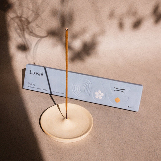 Calm is an ideal companion for cozy evenings while unwinding at the end of the day, or to lighten up the mood when your spirit needs a lift. If you need to relieve stress or improve sleep, Calm can help you de-stress and decompress. Hand rolled in India using traditional methods with simple ingredients.
