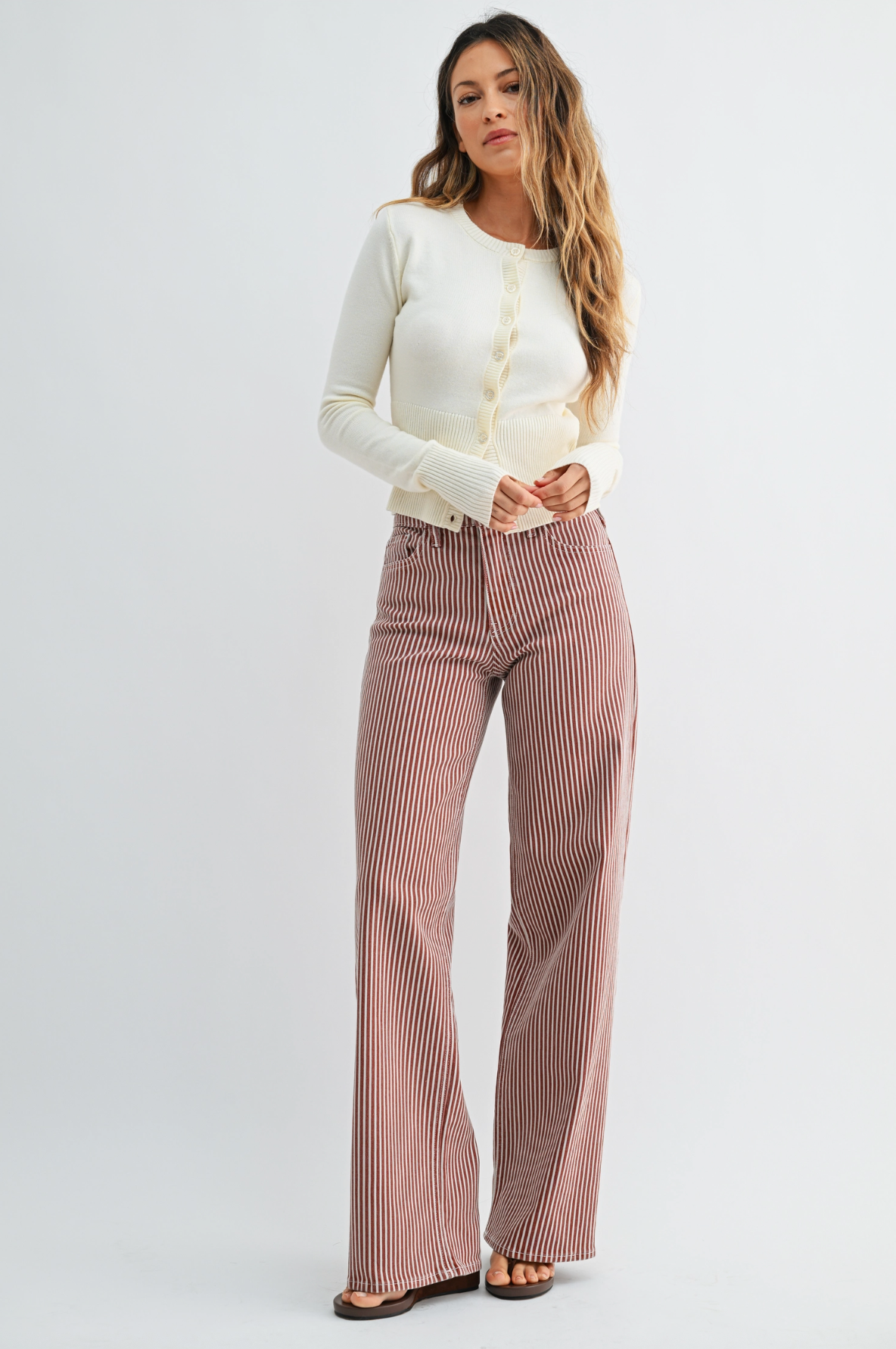 Relaxed Wide Leg Jean
