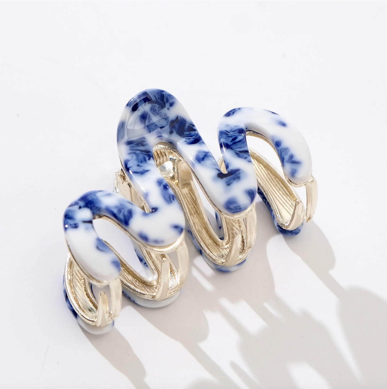 Mini Coastal Willow Claw Clip