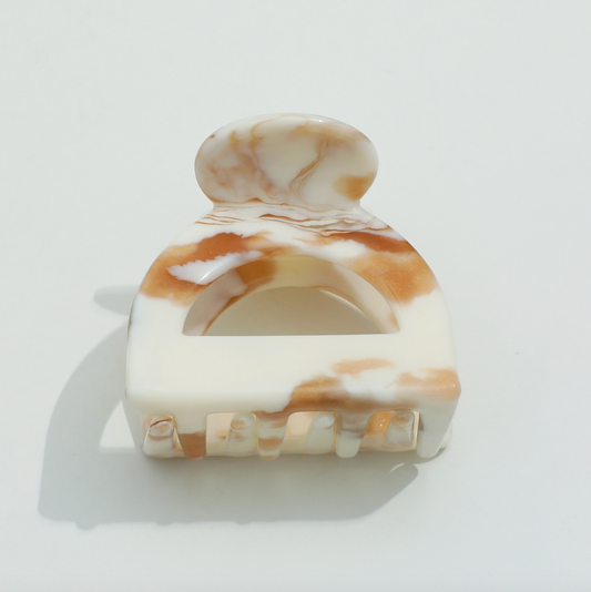 Small Calacatta Gold Claw Clip