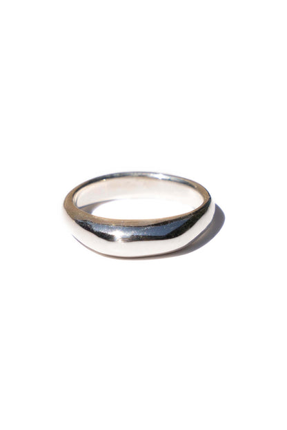 Moneh Brisel Glow Ring in sterling silver
