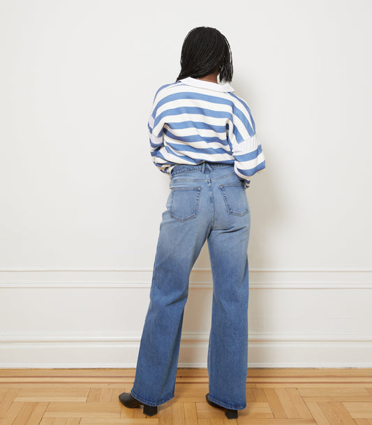 LOUP Indigo Francios Jeans / The Francois Jeans are our highest and loosest wide leg, perfect for that slouchy look, yet fitted around the waist and hips. They are made from heavy weight denim, but with a little stretch so you can move in them. They feature a special indigo vintage wash.
The leg is wide and loose. Featuring a zip fly.