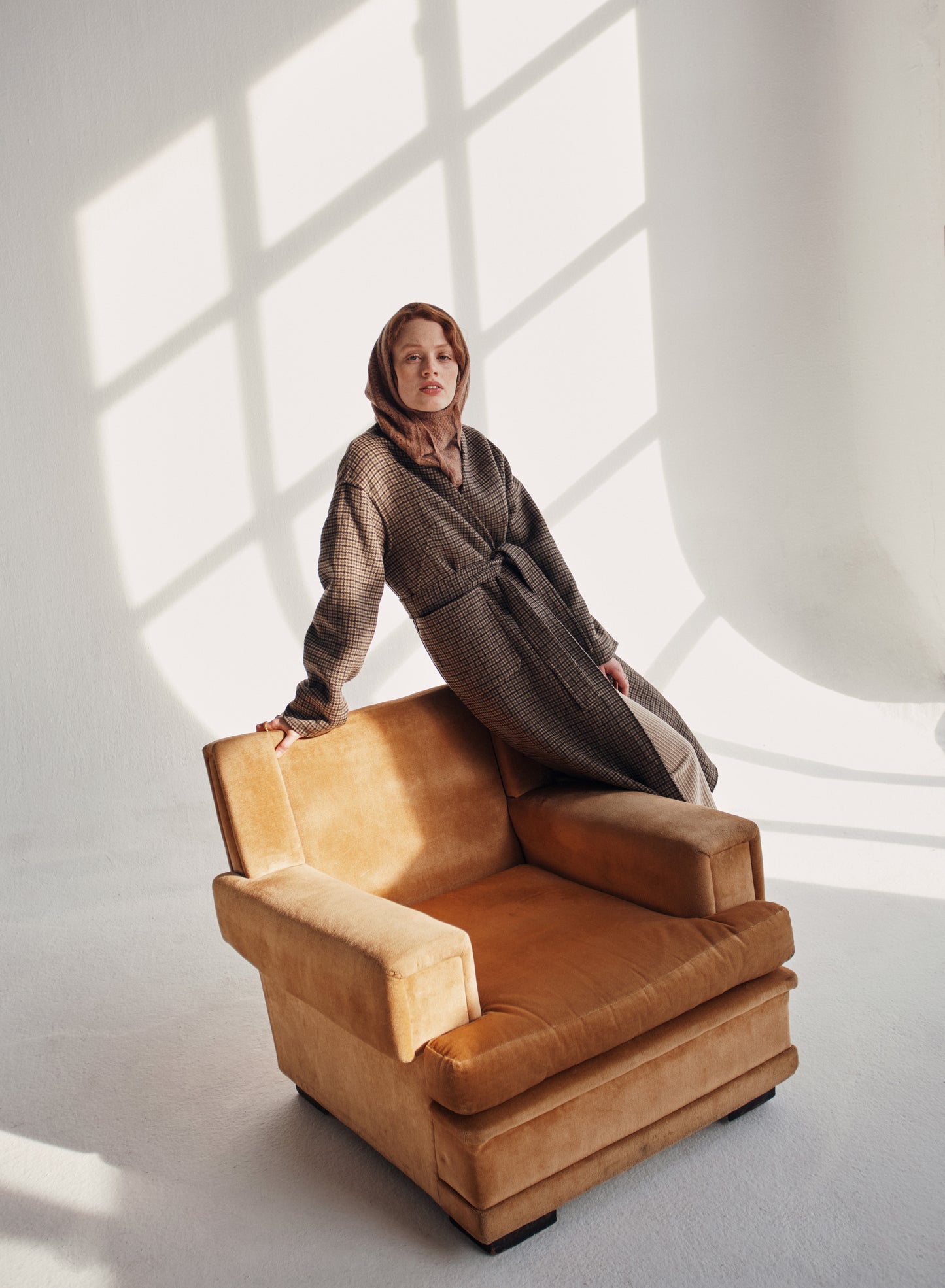 A celebrated addition to any winter wardrobe, the Marta Coat is the perfect blend of sophistication and practicality. Crafted from a herringbone wool for a timeless style and tailored silhouette, and complete with an adjustable tie waist for a flattering fit.