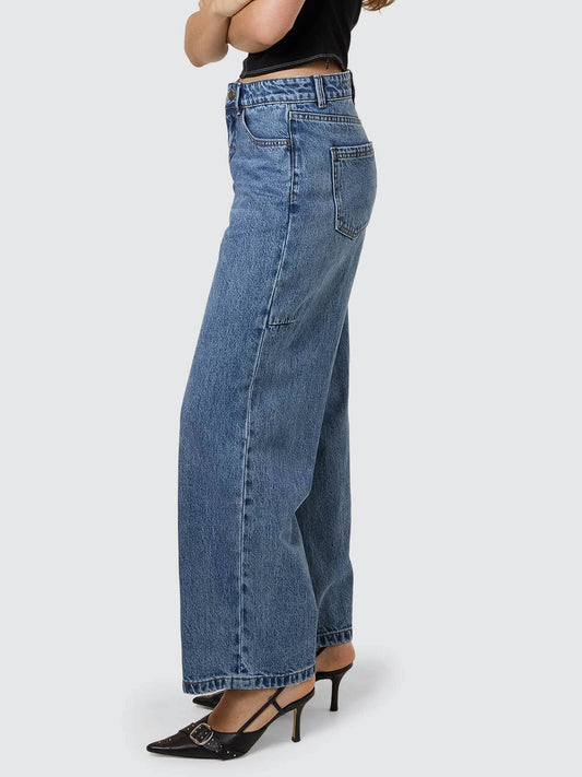 Billie Low Jean in Stoned Blues