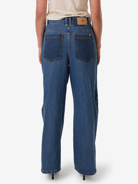 Carter Jean in Two Tone Blue