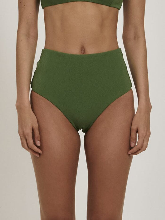 Made from eco-friendly recycled materials, the Adira High Waisted Bikini Bottoms offers an eco-conscious choice without compromising on style, so you can feel just as good as you look! Designed in Byron Bay, Australia.