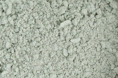 All natural mineral bath soak made with an enchanting mix of ancient ingredients with a rich aroma that rejuvenates your senses.