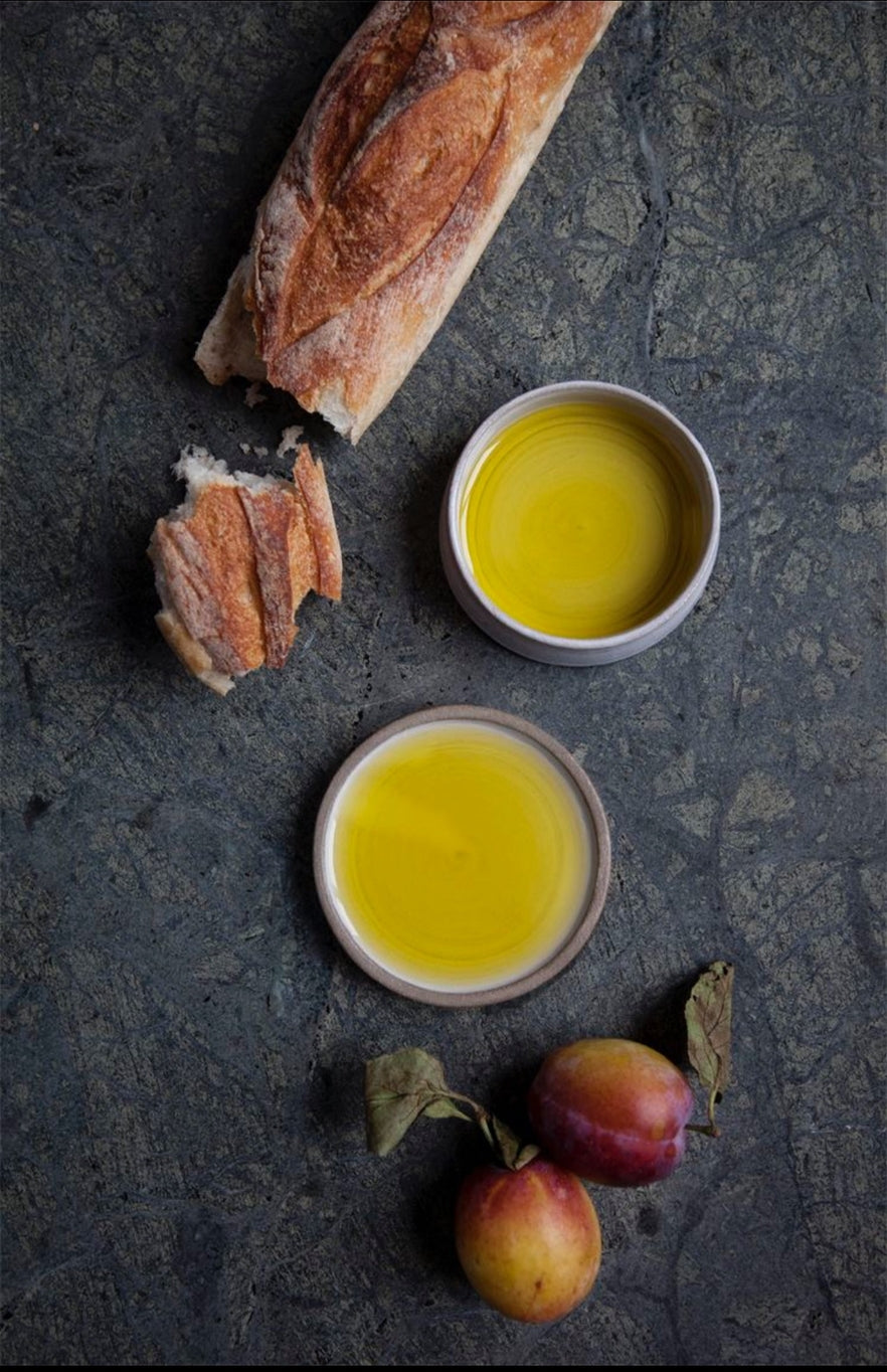 Rumi olive trees are the indigenous surri olive trees of Palestine. The name Rumi refers to the tree’s ancient heritage dating back to Roman times. This robust olive oil is perfect for dipping fresh bread or enhancing ﬂavor when cooking your favorite dish.