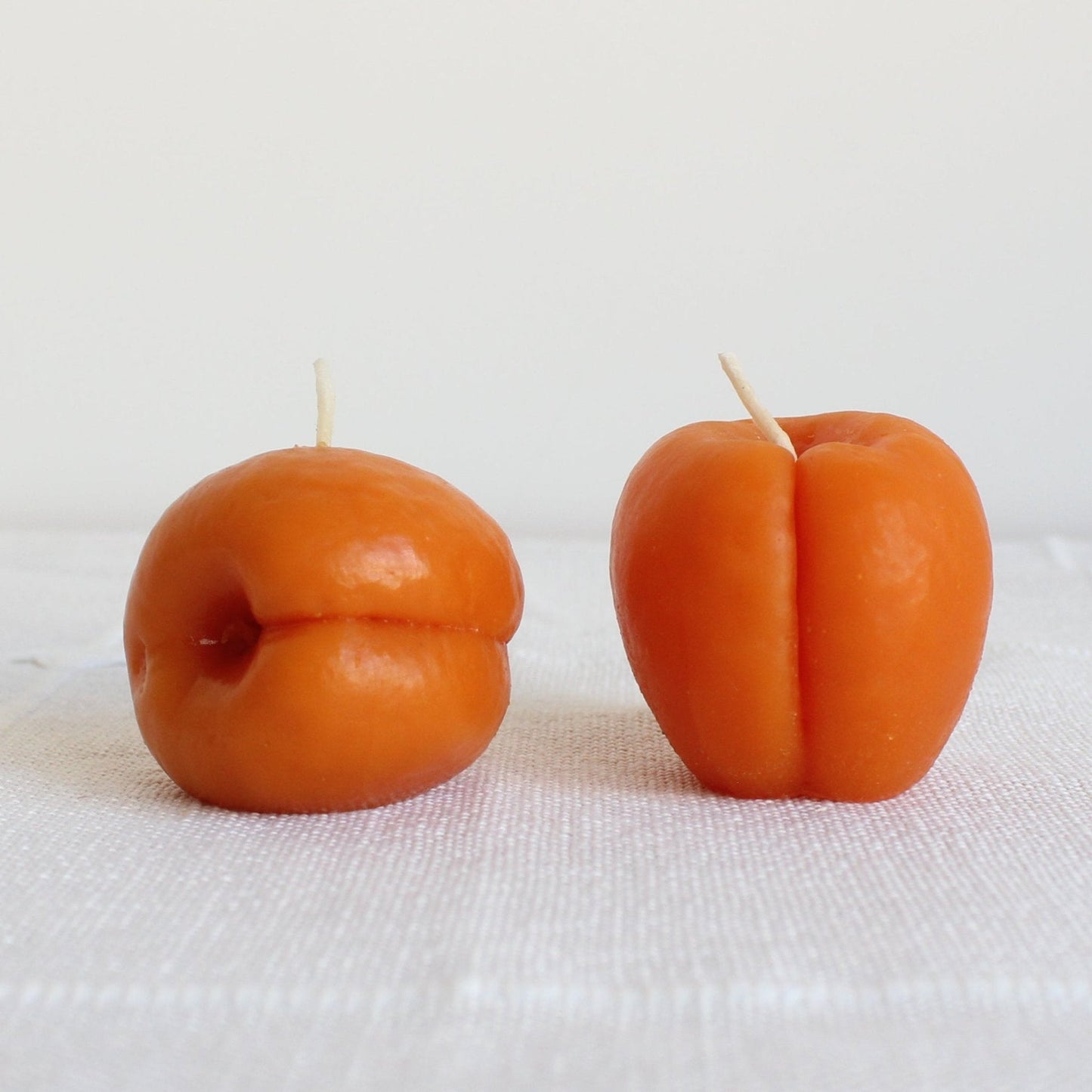 Beeswax Apricot Candle
