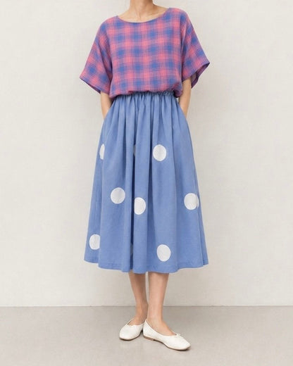 Crafted from 100% high-quality linen, the Lilac Check Top offers breathable comfort for warm weather wear. Features a comfortable waist band and relaxed wide sleeves that move with ease.