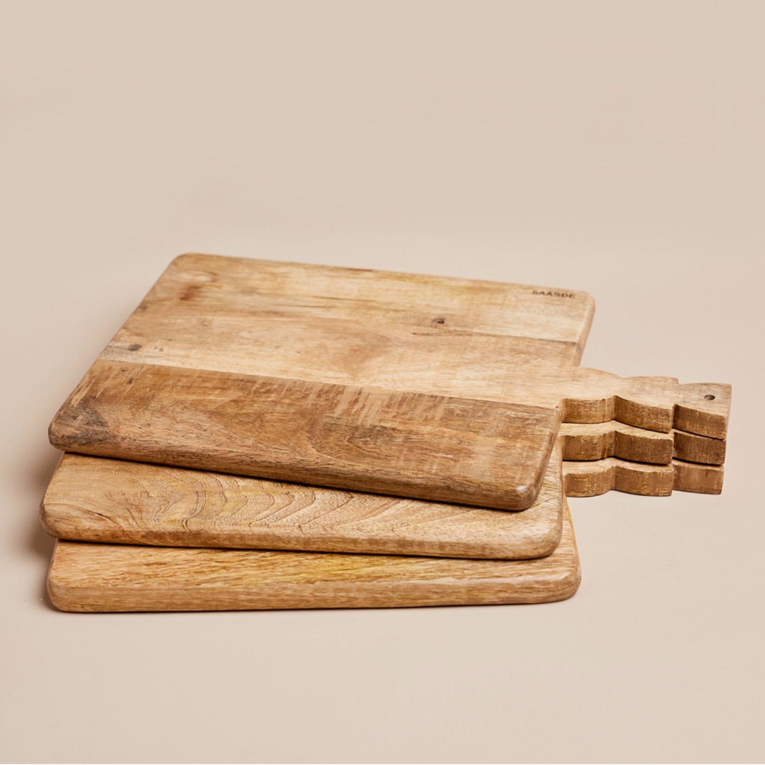 large ekmek bread board made from recycled mango wood by saardé, measures 10" x 12"