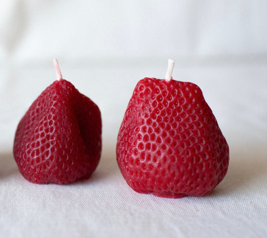 Beeswax Strawberry Candle Set