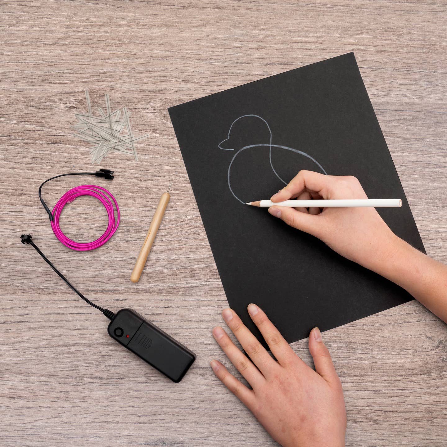 Light-Up Wire Art Kit