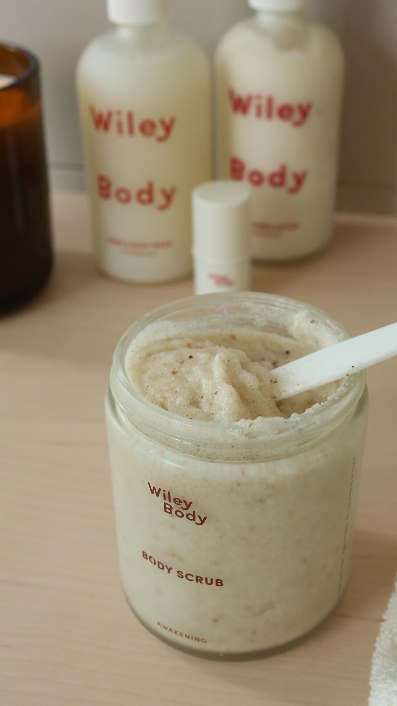 Wiley Body Shea Butter Body Scrub