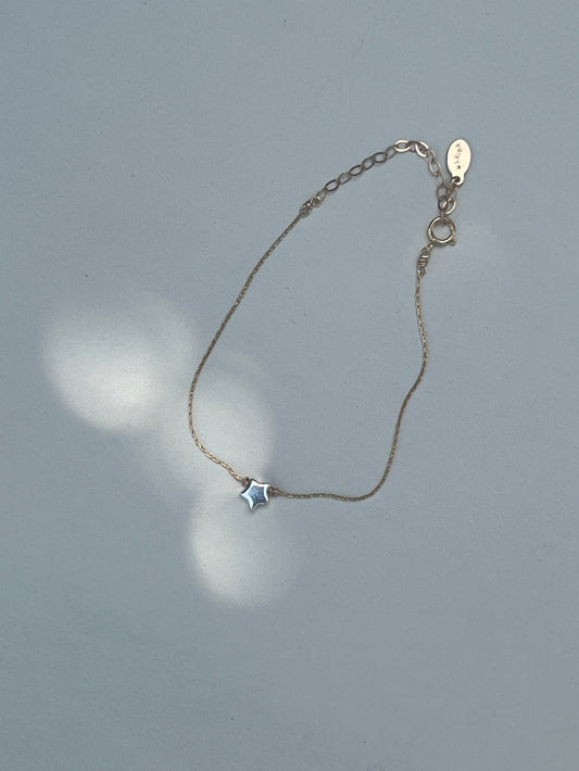 Itty Bitty Star Bracelet