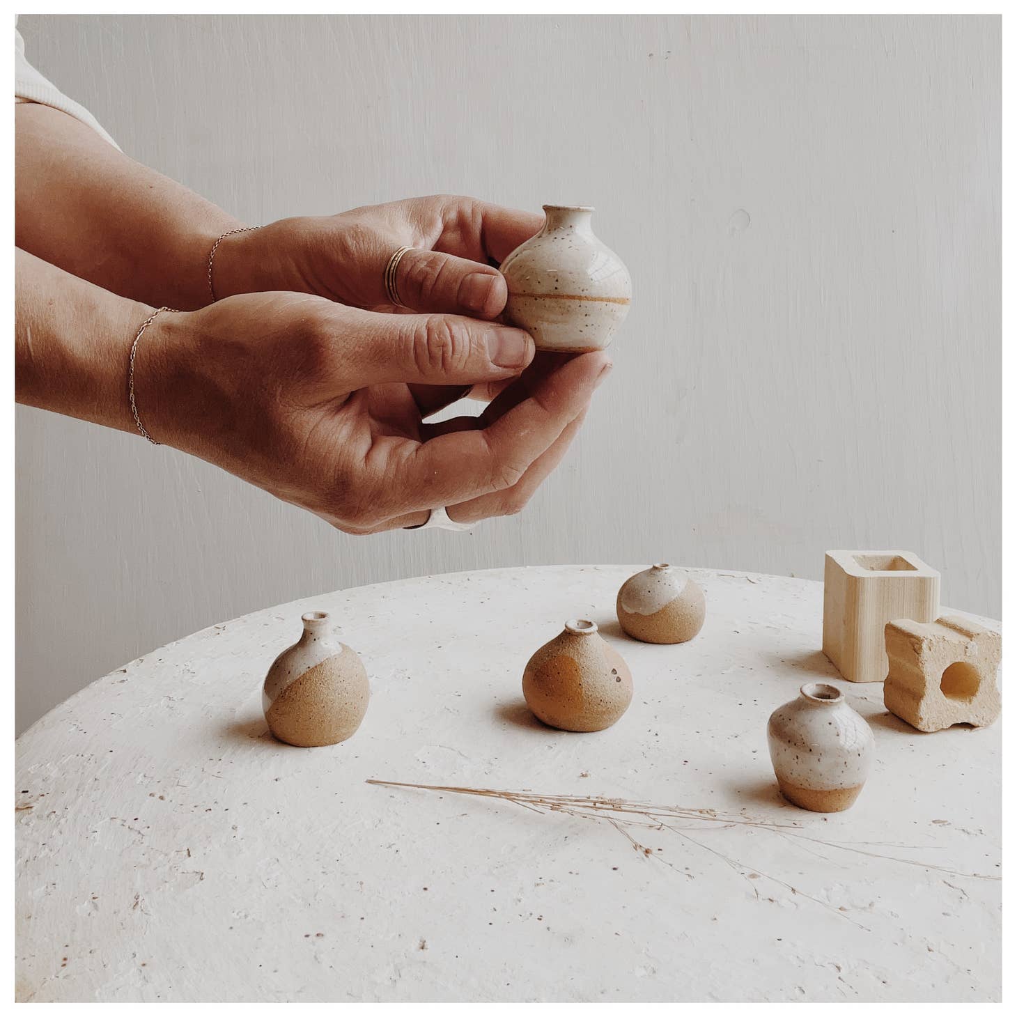 Tiny pots! A chefs choice of pottery miniatures small enough to fit in your pocket.  Perfect for window ledges , small quiet nooks or tiny shelves. Handmade in Denver, CO. good hearted woman