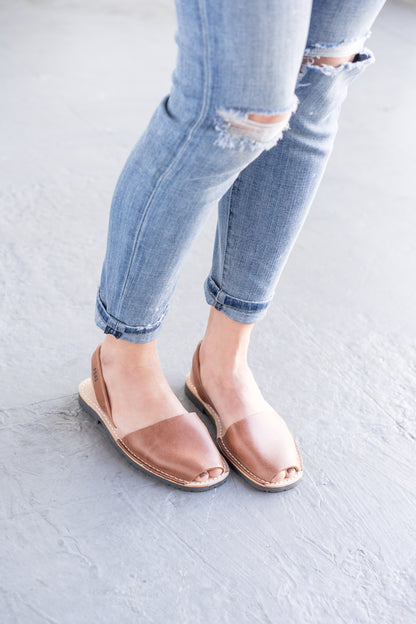 Pons Classic Leather Sandal