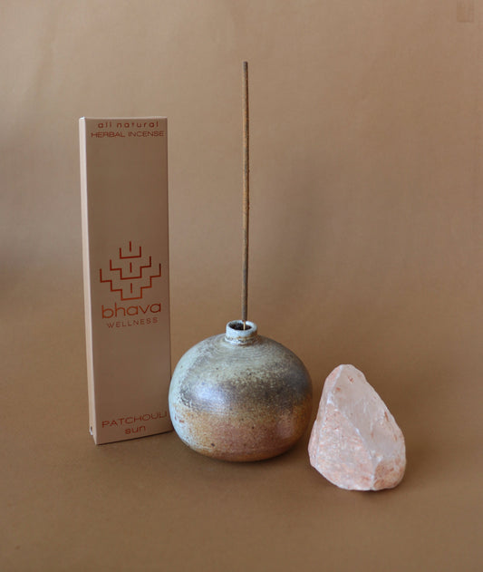 Grounding and calming with an earthy aroma. 18 hand rolled sticks made with all organic herbs and ingredients.