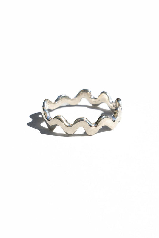 Inspired by the frilly wavy blade of wakame seaweed. Hand carved and cast with a high polish mirror finish. Available in sterling silver. moneh brisel jewelry