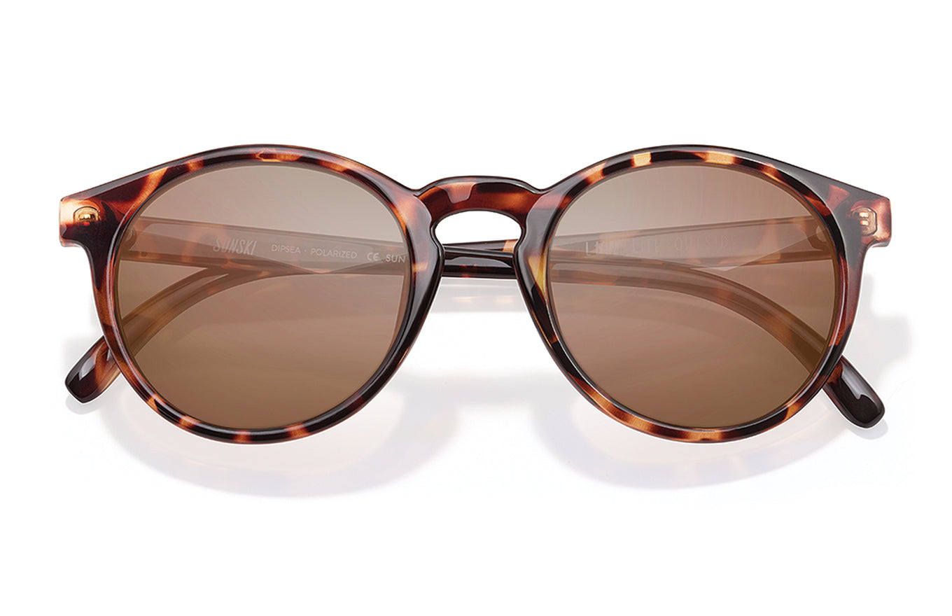Eco-friendly polarized sunglasses made from recycled plastic. The Dispeas are a medium-coverage, medium-sized frame that works best on small to medium faces. Unisex, and rocked by guys and gals nationwide.