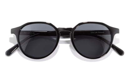 Eco-friendly polarized sunglasses made from recycled plastic. The Vallarta is a unique style with smaller faces in mind. These stylish shades offer a modern twist on a classic design, with a subtle geometric top that adds a touch of edge and sophistication.