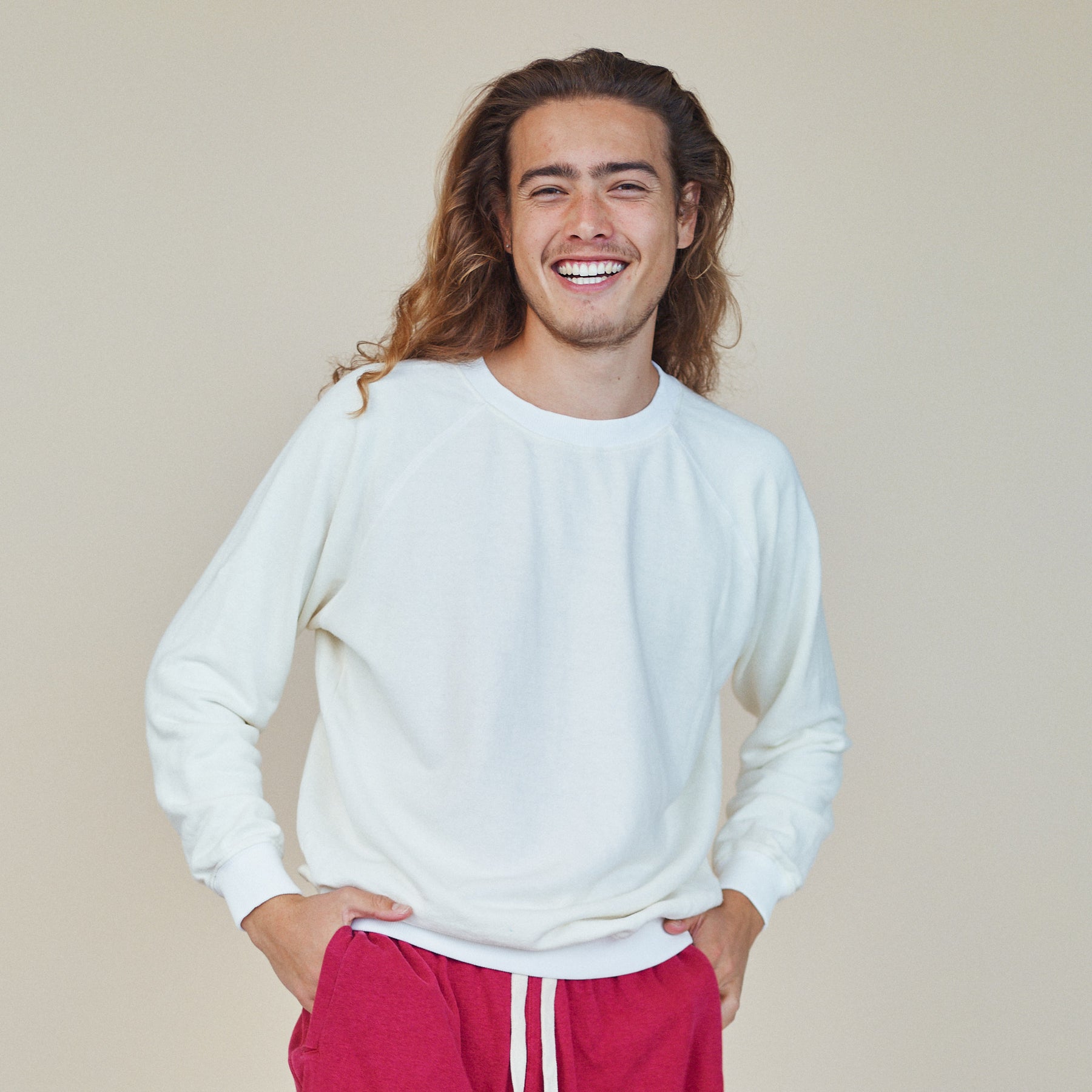 Hemp and organic cotton blend bonfire raglan by Jungmaven. Made sustainably and made to last, layer up for winter or wear to your neighborhood beach bonfire in this cozy sweatshirt.