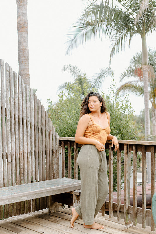 Laude the Label's best-selling pant, complete with a high-waisted fit and cropped, wide-leg. A cool, casual feel courtesy of our luxurious slub cotton fabric. The fully-elastic waistband offers comfort for all-day wear.
