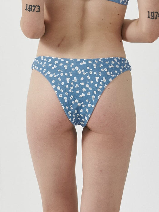 Made from eco-friendly recycled materials, the Aster Bikini Bottoms offers an eco-conscious choice without compromising on style, so you can feel just as good as you look! Designed in Byron Bay, Australia.