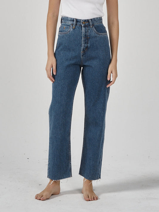 A high rise and cropped leg with a raw edge, these jeans are perfect for any occasion. Wear them super causal or dress them up, you can trust they will see some good times. Sustainably made with 100% Organic Cotton and designed in Byron Bay, Australia.